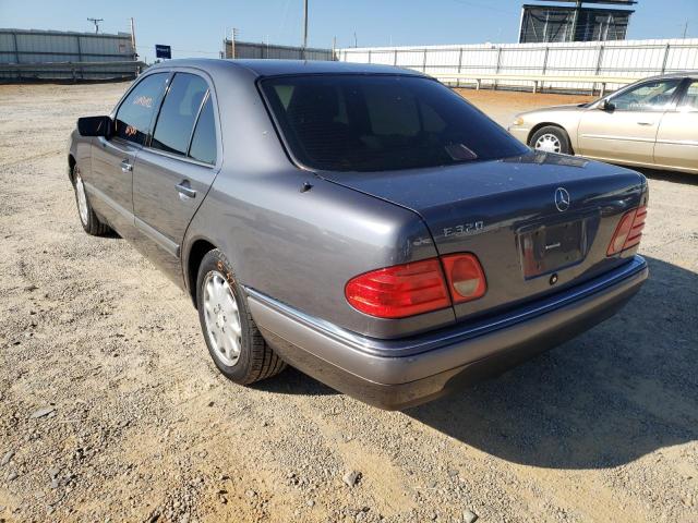Photo 3 from auction – 1996 MERCEDES-BENZ E320 with VIN WDBJF55F4TJ023226