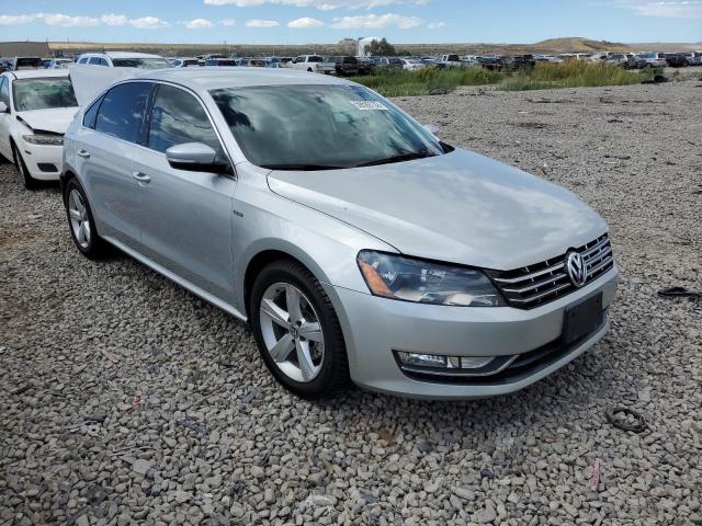 VOLKSWAGEN PASSAT S 2015 with VIN 1VWAT7A31FC099994 - Photo from auction