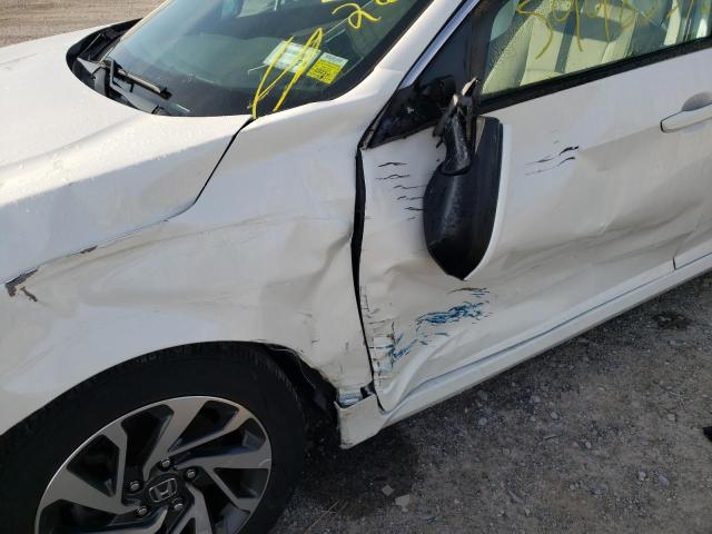 Photo 9 from auction – 2017 HONDA CIVIC EX with VIN 19XFC2F71HE223507