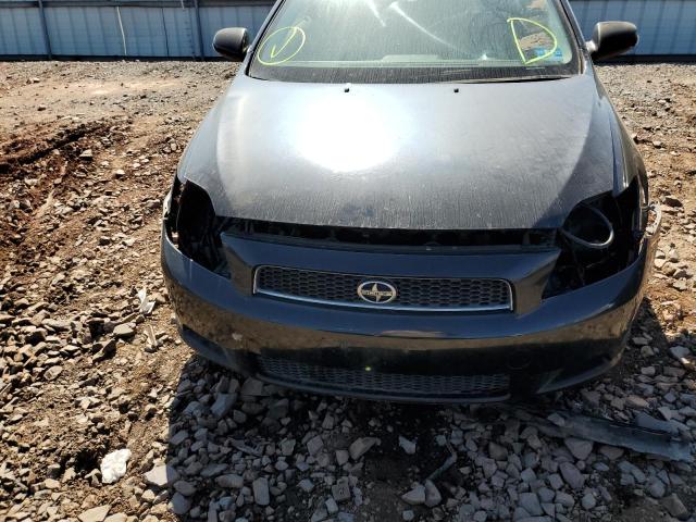 Photo 9 from auction – 2005 TOYOTA SCION TC with VIN JTKDE177350007102