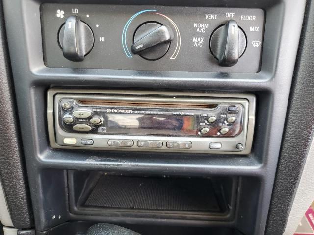 Photo 9 from auction – 1997 FORD MUSTANG with VIN 1FALP4047VF129690