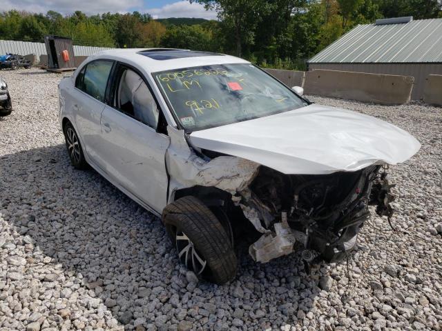 VOLKSWAGEN JETTA SE 2018 with VIN 3VWDB7AJ1JM243291 - Photo from auction