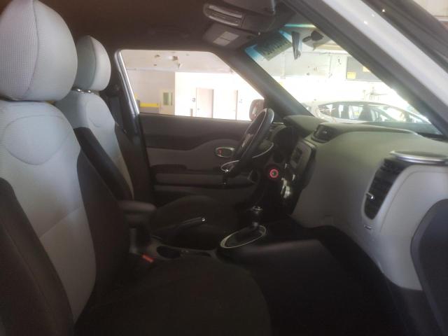 Photo 5 from auction – 2016 KIA SOUL with VIN KNDJN2A26G7408375