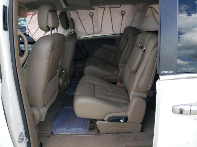 Photo 6 from auction – 2013 CHRYSLER TOWN & COU with VIN 2C4RC1CG3DR747715