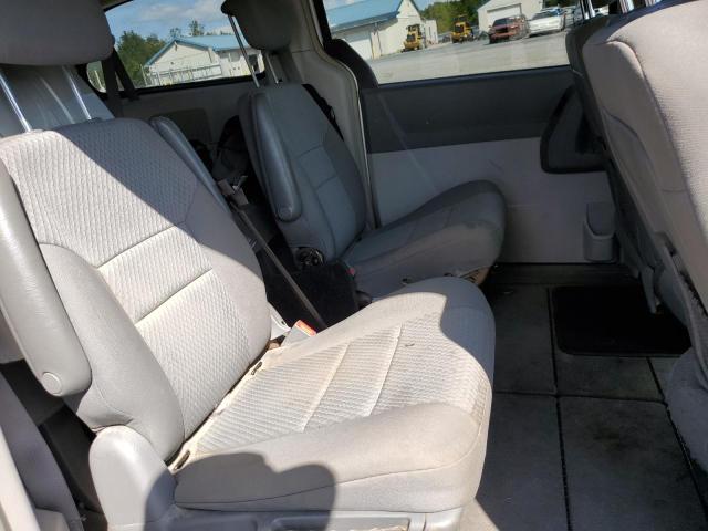 Photo 6 from auction – 2010 CHRYSLER TOWN & COU with VIN 2A4RR5D10AR328758
