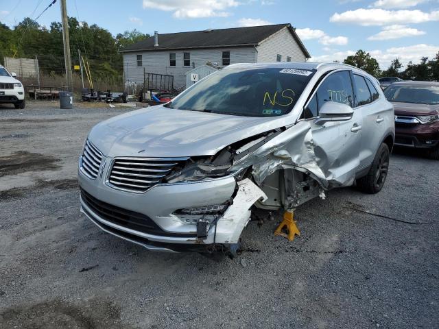 Photo 2 from auction – 2017 LINCOLN MKC RESERV with VIN 5LMCJ3D96HUL46555