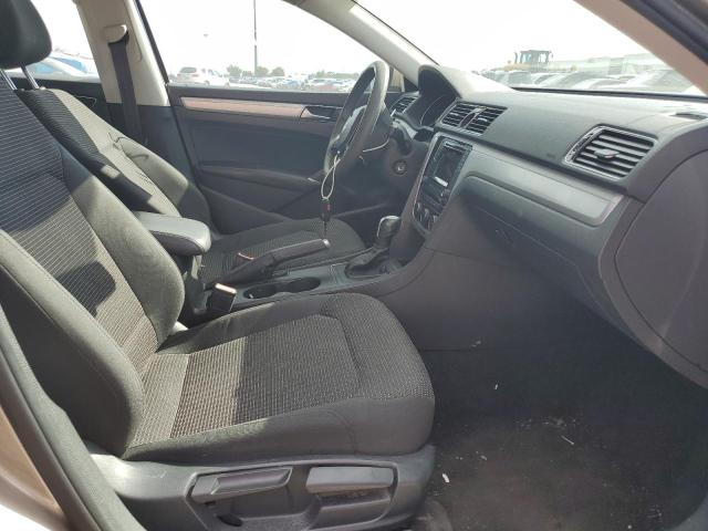 Photo 5 from auction – 2016 VOLKSWAGEN PASSAT with VIN 1VWAT7A36GC018778
