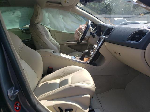 Photo 5 from auction – 2016 VOLVO S60 PLATIN with VIN LYV402FMXGB088463
