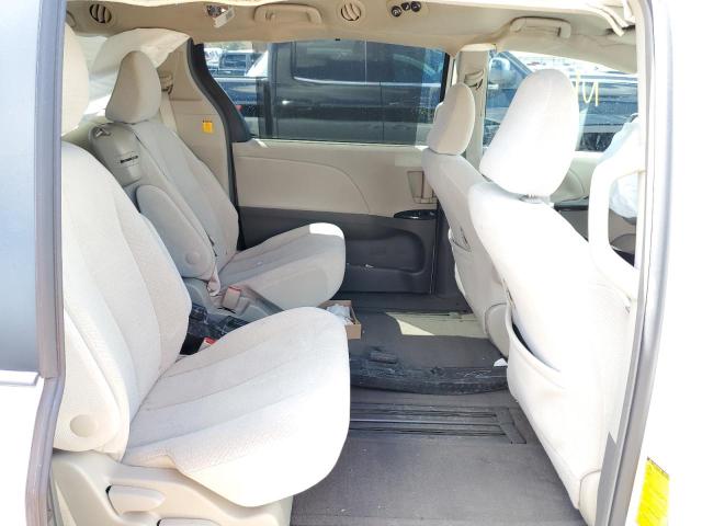 Photo 6 from auction – 2012 TOYOTA SIENNA LE with VIN 5TDKK3DC6CS262566