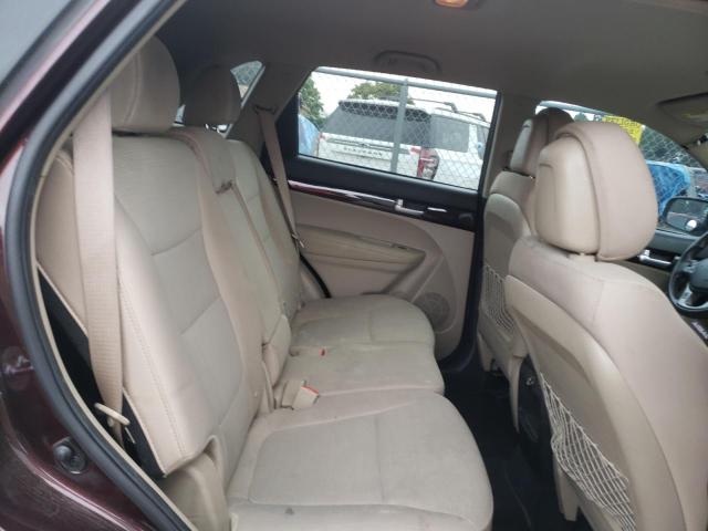 Photo 6 from auction – 2015 KIA SORENTO LX with VIN 5XYKTCA68FG561456