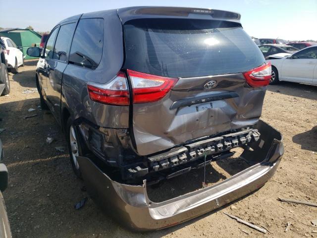 Photo 3 from auction – 2017 TOYOTA SIENNA with VIN 5TDZZ3DC1HS771028