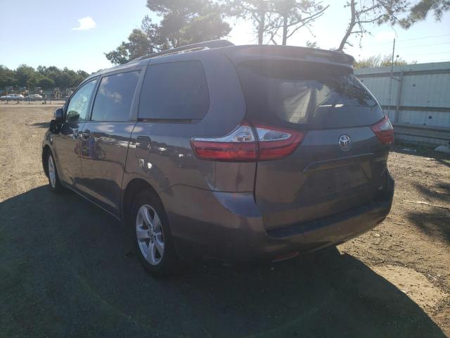 Photo 3 from auction – 2017 TOYOTA SIENNA LE with VIN 5TDKZ3DC2HS863766