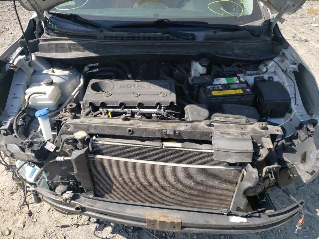 Photo 7 from auction – 2011 HYUNDAI TUCSON GLS with VIN KM8JU3AC8BU188485
