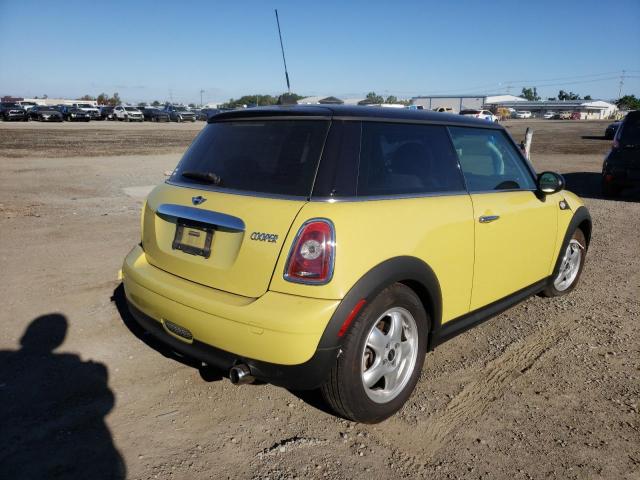 Photo 4 from auction – 2010 MINI COOPER with VIN WMWMF3C59ATZ26936