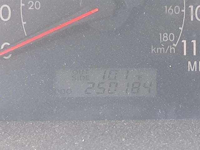 Photo 8 from auction – 2005 TOYOTA COROLLA CE with VIN 1NXBR32E05Z509512