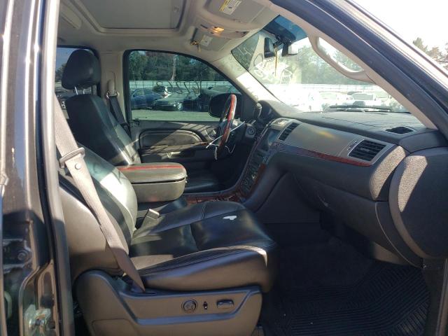 Photo 5 from auction – 2010 CADILLAC ESCALADE L with VIN 1GYUKBEF1AR204401