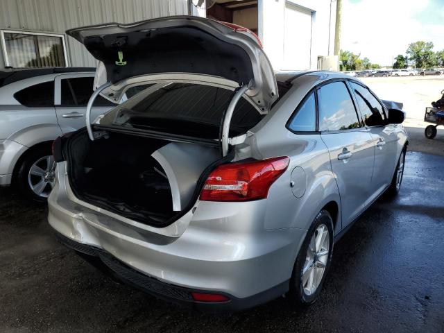 Photo 4 from auction – 2015 FORD FOCUS SE with VIN 1FADP3F28FL350027