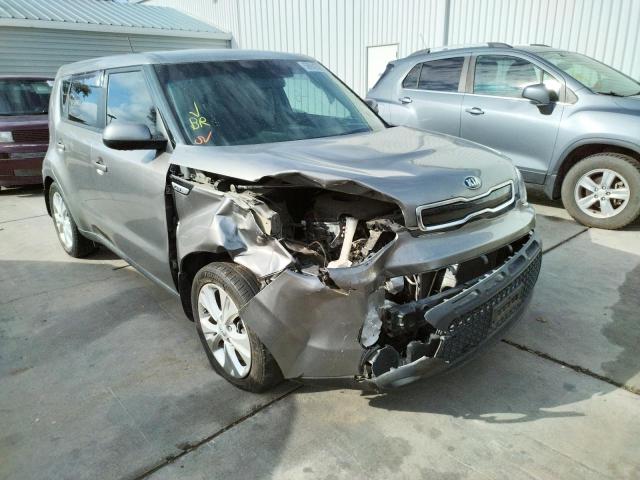 KIA SOUL + 2015 with VIN KNDJP3A5XF7164917 - Photo from auction