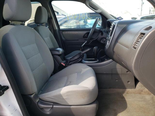 Photo 5 from auction – 2005 FORD ESCAPE XLT with VIN 1FMYU93135KC28582