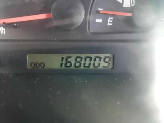 Photo 8 from auction – 2003 TOYOTA CAMRY LE with VIN 4T1BE32K13U253833