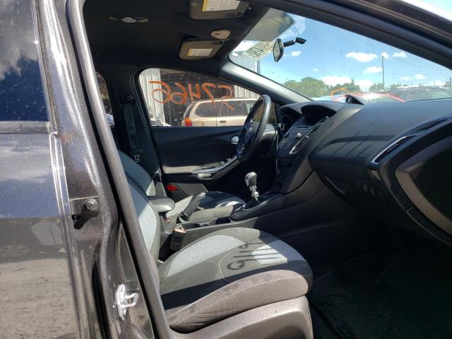 Photo 5 from auction – 2017 FORD FOCUS ST with VIN 1FADP3L94HL318955