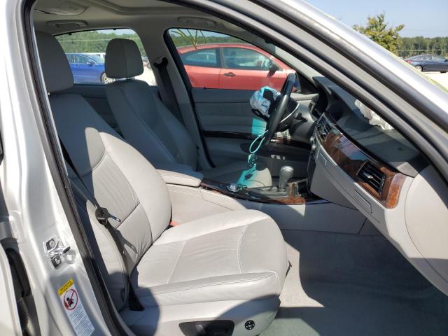 Photo 5 from auction – 2006 BMW 325 I with VIN WBAVB13526KX49132