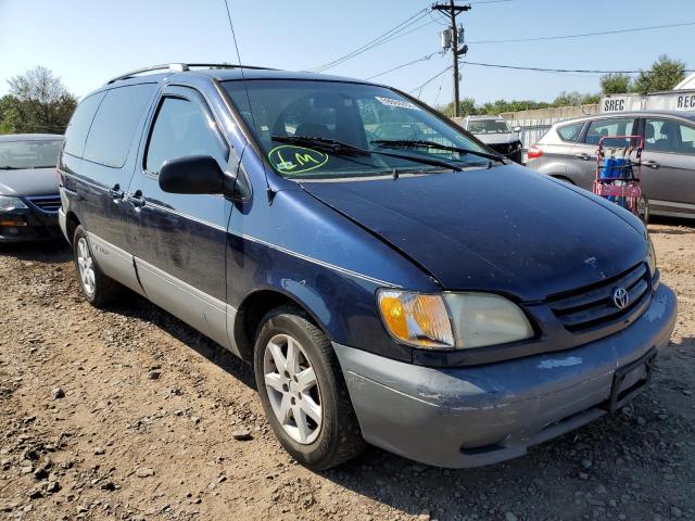 TOYOTA SIENNA LE 2001 with VIN 4T3ZF13C21U403170 - Photo from auction