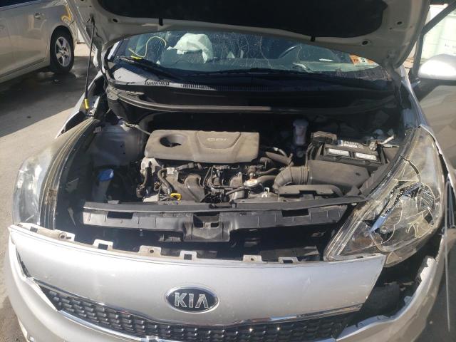 Photo 7 from auction – 2016 KIA RIO EX with VIN KNADN4A32G6626916