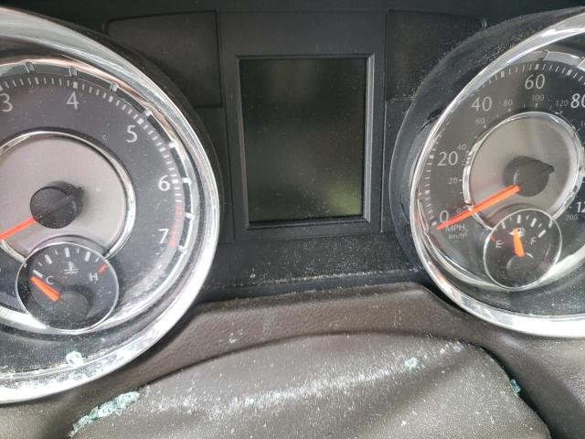 Photo 8 from auction – 2013 CHRYSLER TOWN & COU with VIN 2C4RC1CG3DR747715