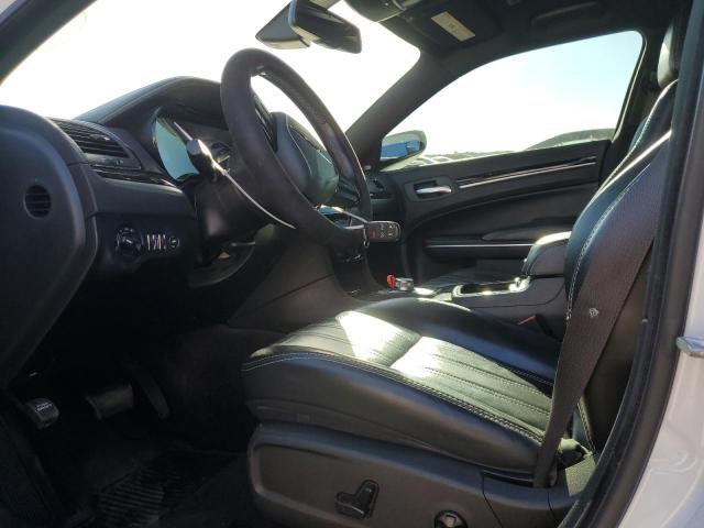 Photo 5 from auction – 2018 CHRYSLER 300 S with VIN 2C3CCABG2JH142744