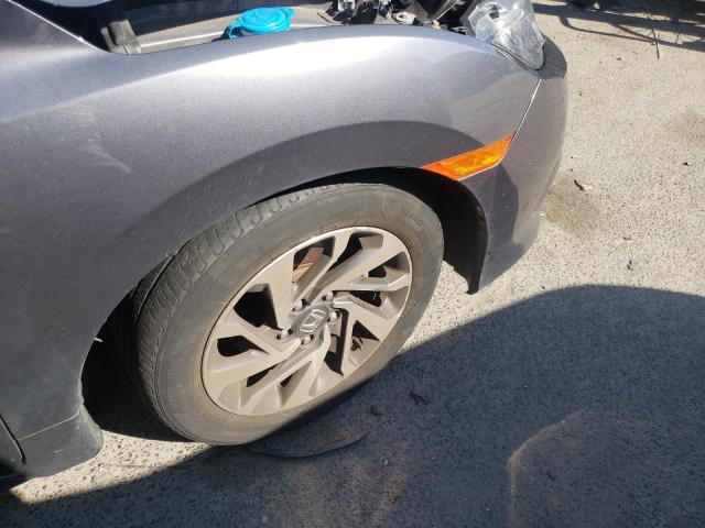 Photo 9 from auction – 2018 HONDA CIVIC EX with VIN 2HGFC2F78JH600068