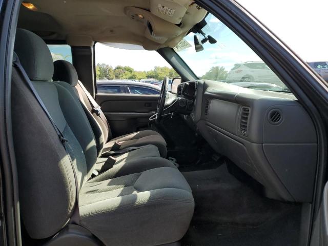 Photo 5 from auction – 2005 CHEVROLET SILVERADO with VIN 1GCEK19TX5E194114