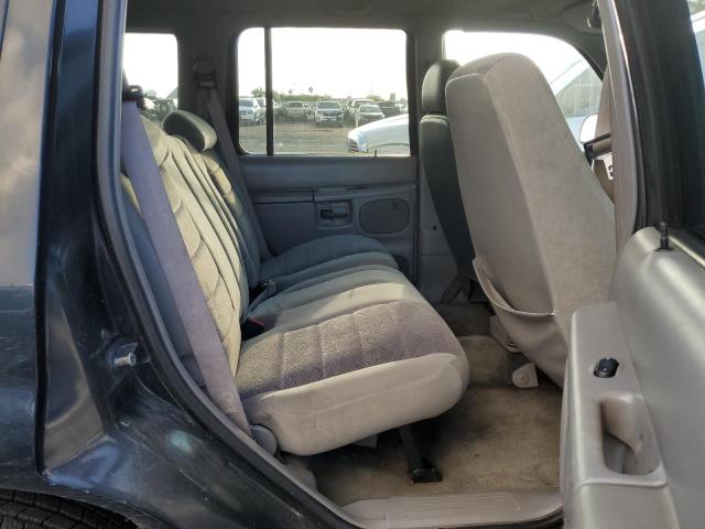 Photo 6 from auction – 2000 FORD EXPLORER X with VIN 1FMZU63E6YUB74600