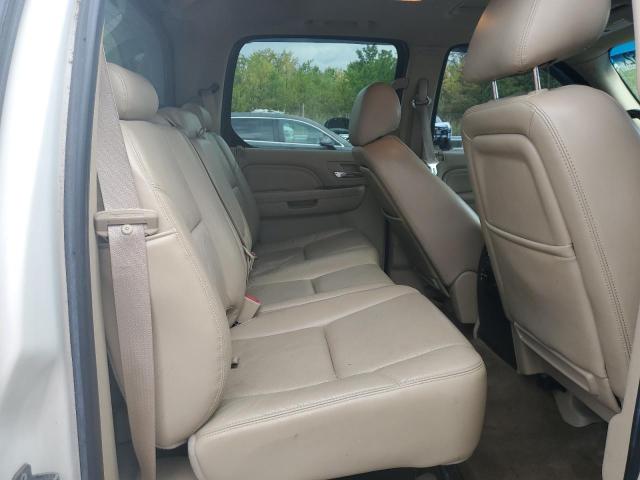 Photo 6 from auction – 2011 CADILLAC ESCALADE E with VIN 3GYT4MEF5BG103445