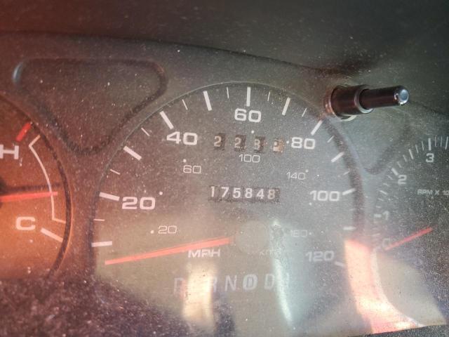 Photo 8 from auction – 2001 FORD TAURUS SES with VIN 1FAFP55U31A225559