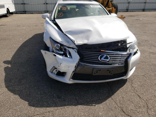 Photo 9 from auction – 2016 LEXUS LS 460 with VIN JTHCL5EF8G5027523