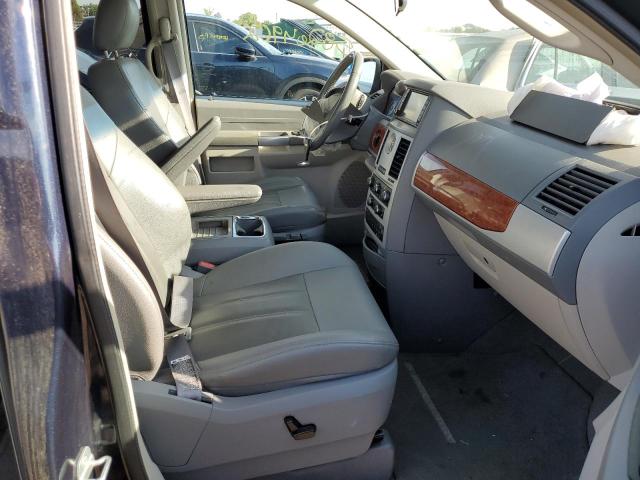 Photo 5 from auction – 2008 CHRYSLER TOWN & COU with VIN 2A8HR54P58R767768