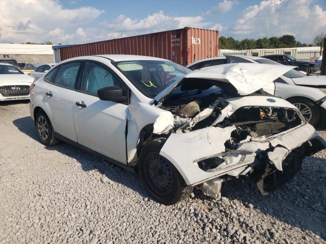 FORD FOCUS S 2015 with VIN 1FADP3E27FL365541 - Photo from auction