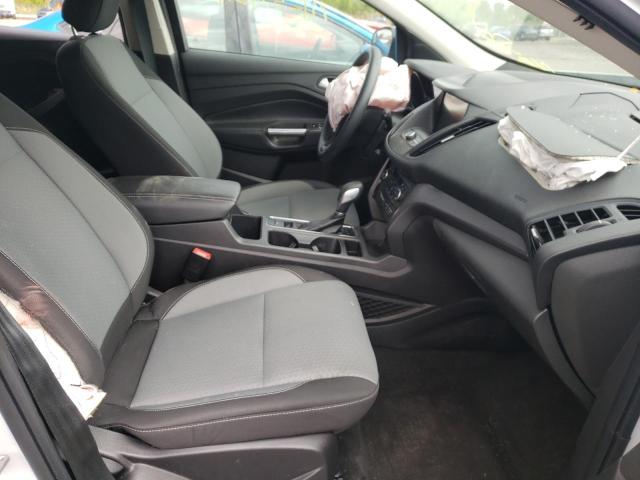 Photo 5 from auction – 2019 FORD ESCAPE SE with VIN 1FMCU9GD9KUC01627
