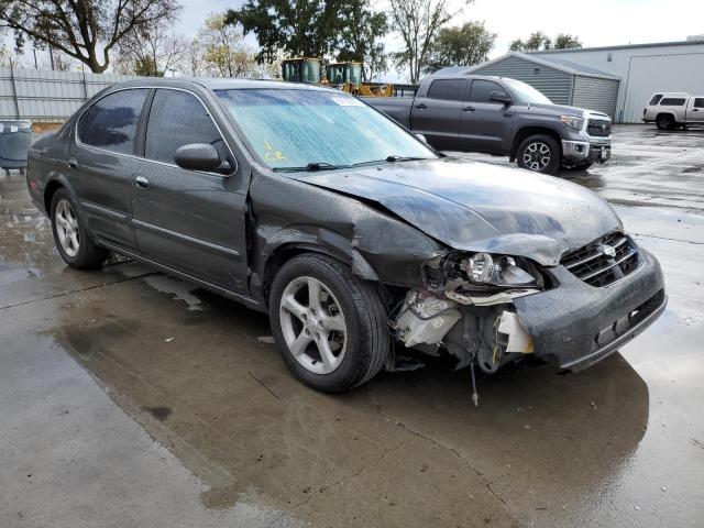 NISSAN MAXIMA GLE 2000 with VIN JN1CA31D0YT511041 - Photo from auction