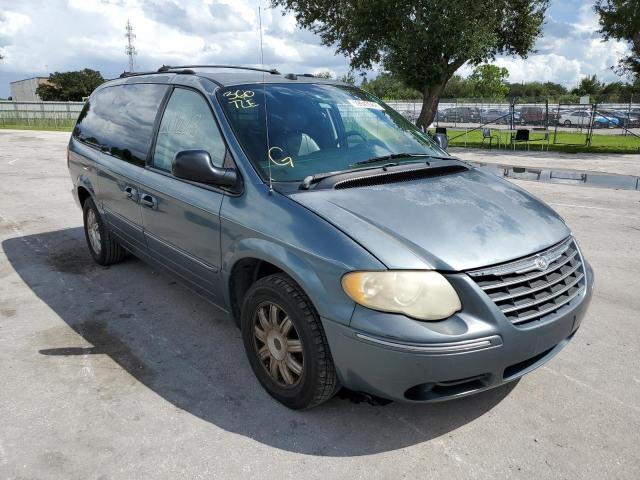 CHRYSLER TOWN & COU 2005 with VIN 2C4GP54L15R511886 - Photo from auction
