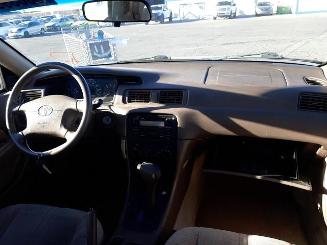 Photo 9 from auction – 2000 TOYOTA CAMRY CE with VIN 4T1BG22K4YU003353