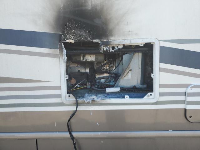 Photo 9 from auction – 2005 FLAI MOTORHOME with VIN 1F6NF53S340A07404