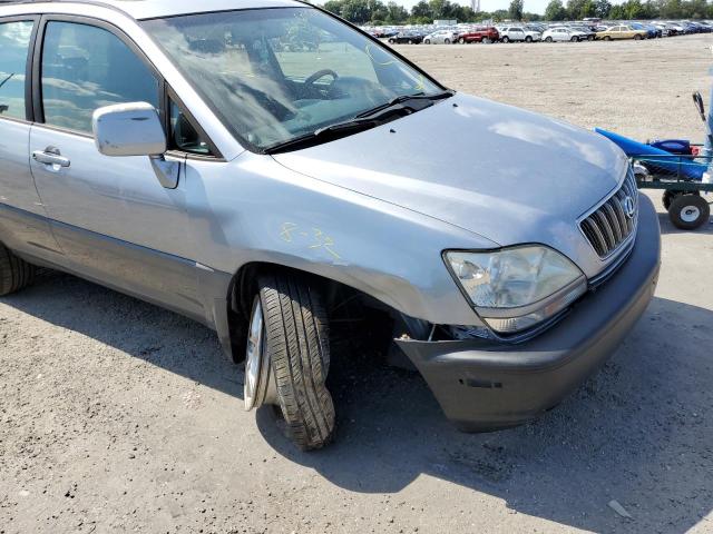 Photo 9 from auction – 2001 LEXUS RX 300 with VIN JTJHF10U110175009