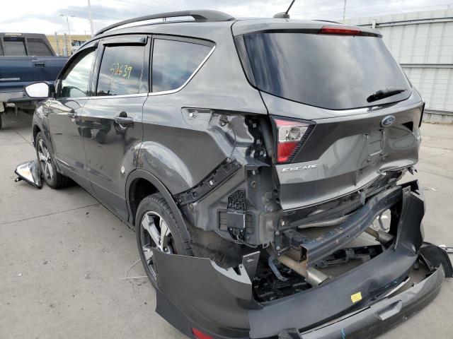 Photo 3 from auction – 2017 FORD ESCAPE SE with VIN 1FMCU9GD2HUC19721