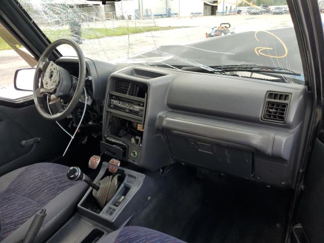 Photo 9 from auction – 1994 GEO TRACKER with VIN 2CNBE18U2R6930988