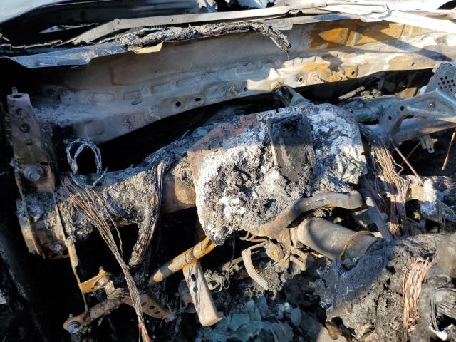 Photo 8 from auction – 2019 TOYOTA RAV4 LE with VIN JTMH1RFV2KD014775