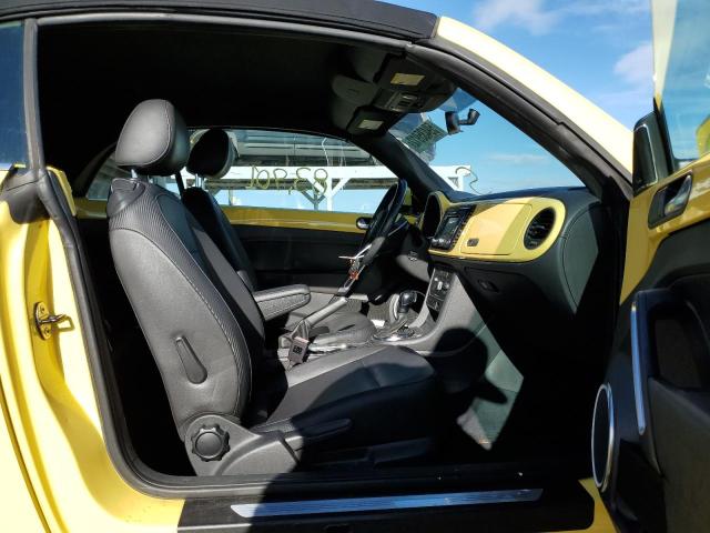 Photo 5 from auction – 2013 VOLKSWAGEN BEETLE with VIN 3VW5P7AT6DM804497