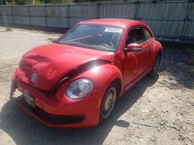 Photo 2 from auction – 2012 VOLKSWAGEN BEETLE with VIN 3VWJP7AT9CM639915
