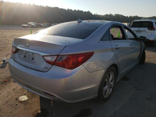 Photo 4 from auction – 2011 HYUNDAI SONATA SE with VIN 5NPEC4AC9BH000257